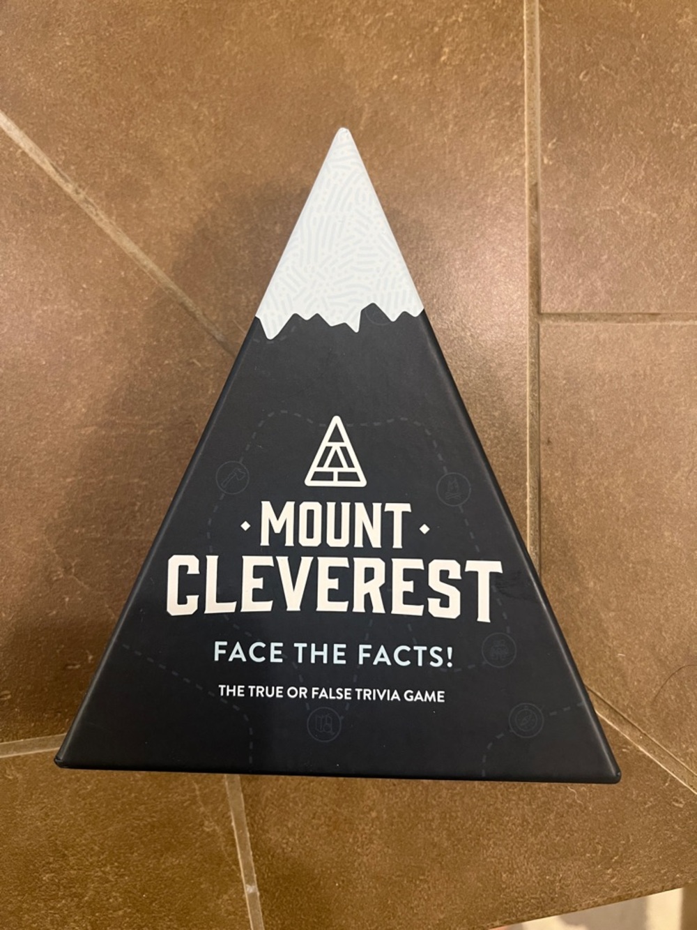 Mount Cleverest Face the Facts! Trivia Game - Black & White Pyramid Box